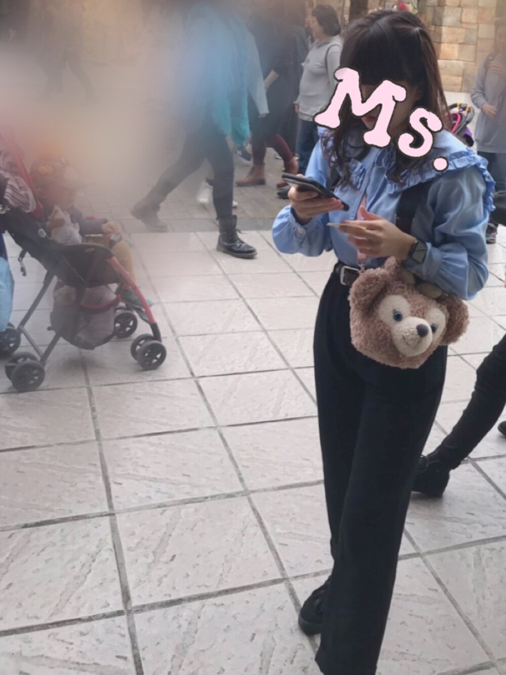「BEAMS BOYのBEAMS BOY / サテン デタッチカラー スクエアネック シャツ（シャツ/ブラウス、ブルー系）」を使った、►rie◄さん（レディース・155cm）の秋コーディネートの1枚目の写真