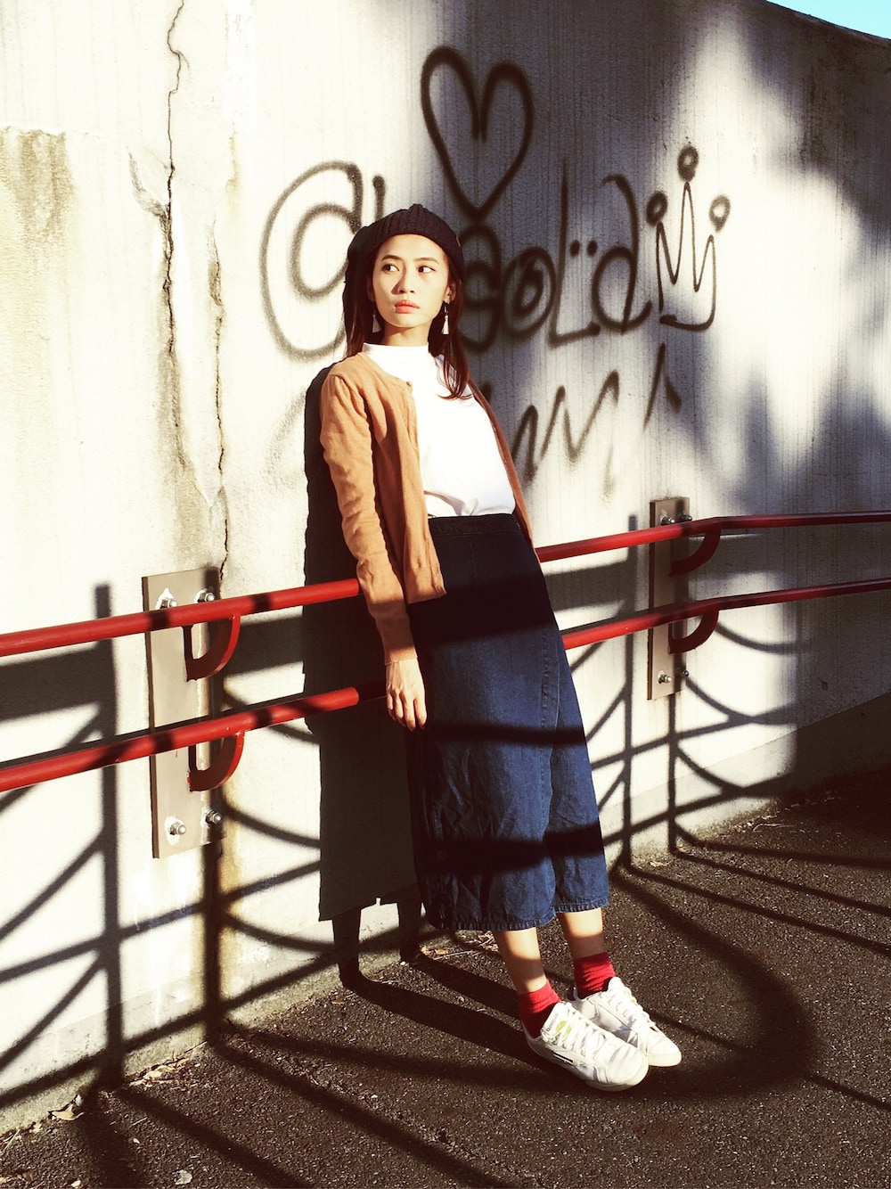 「ootd、outfit、denim、hat、reebok、H&M」｜「Gwynnのアイテム（ハット、ブルー系）」を使った、陳泛亭さん（レディース・158cm）の冬コーディネートの1枚目の写真