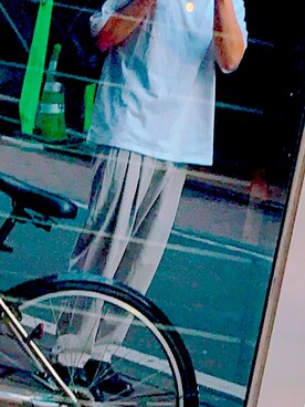 「SENSE OF PLACE by URBAN RESEARCH（センスオブプレイスバイアーバンリサーチ）のアイテム（スラックス、ホワイト系）」を使った、ふじまるさん（メンズ・175cm）の夏コーディネート