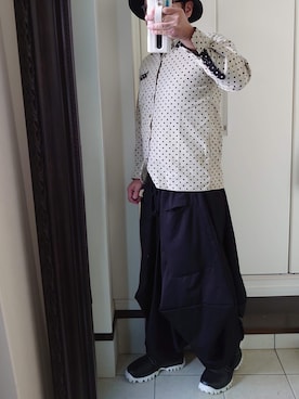 「ASICS（アシックス）のアイテム（スニーカー）」を使った、sakusakarさん（メンズ・173cm）の秋コーディネート