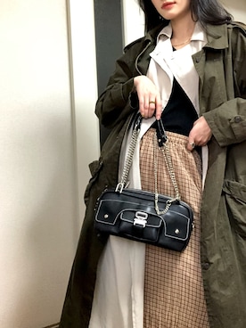 「ADAM ET ROPE'（アダムエロペ）のアイテム（トレンチコート）」を使った、IkkorRさん（レディース・166cm）の冬コーディネート