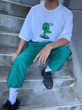 「Gosha Rubchinskiy（ゴーシャラブチンスキー）のアイテム（パンツ）」を使った、tapioさん（メンズ・178cm）の夏コーディネート