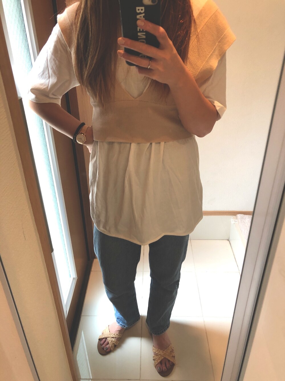 「カジュアルコーデ、デニムパンツ、レイヤードスタイル、ベスト×Tシャツ、ママコーデ、いいね、save、フォローお願いします🤑」｜「w closetの12G総針ビスチェ+TシャツSET（ニット/セーター、ホワイト系）」を使った、 charmyukaさん（レディース・158cm）の夏コーディネートの1枚目の写真