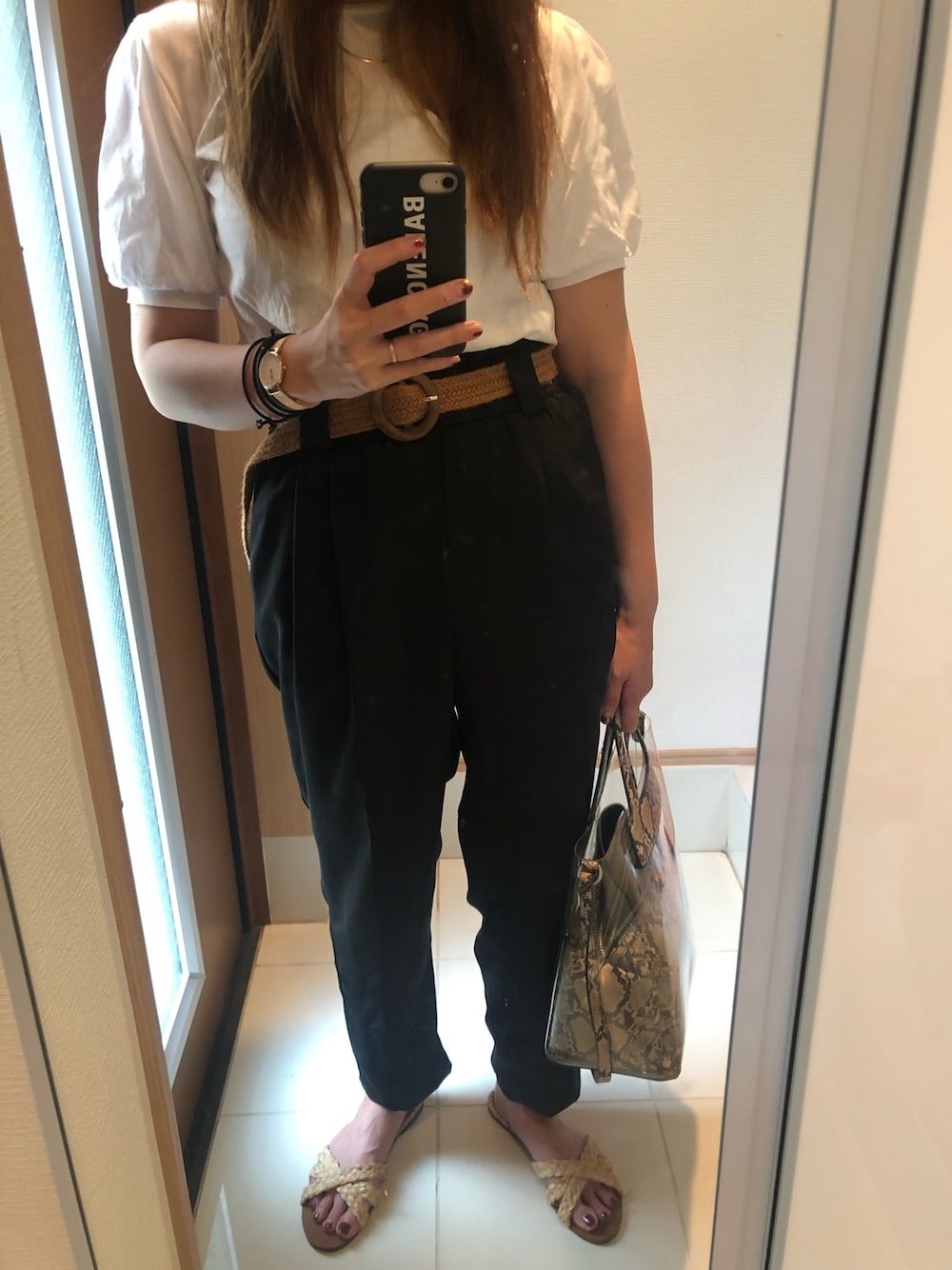 「大人カジュアル、プチプラ、きれいめカジュアル、大人コーデ、Tシャツ、いいね、save、フォローお願いします🤑、ママコーデ」｜「stradivariusのアイテム（Tシャツ/カットソー、ホワイト系）」を使った、 charmyukaさん（レディース・158cm）の夏コーディネートの1枚目の写真