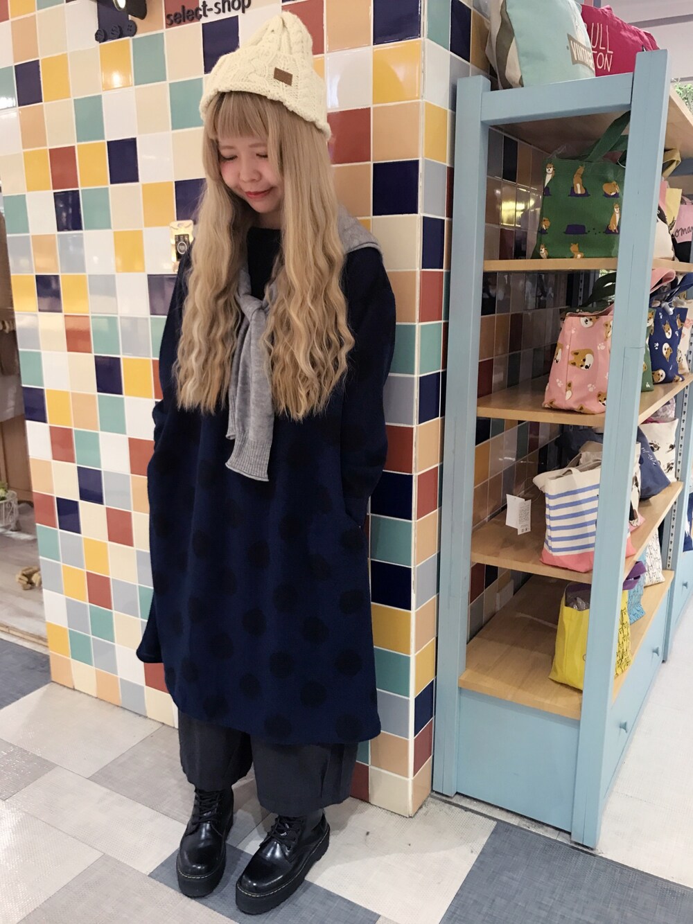 「冬コーデ、titicaca、LILASIC、ATELIER EQUAL、Dr.Martens、ootd、ワンピース、帽子だいすき、Tiara Tiara goods、Tiara tiara」｜「North Objectのアイテム（ワンピース/ドレス、ブルー系）」を使った、Kuriさん（レディース・156cm）の冬コーディネートの1枚目の写真