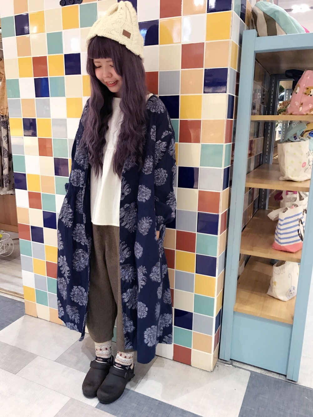 「CALINER、カリネ、チチカカ、titicaca、dansko、花柄、花柄ワンピース、Tiara Tiara goods、Tiara tiara、Tainan」｜「CALINERのアイテム（ワンピース、ブルー系）」を使った、Kuriさん（レディース・156cm）の冬コーディネートの1枚目の写真