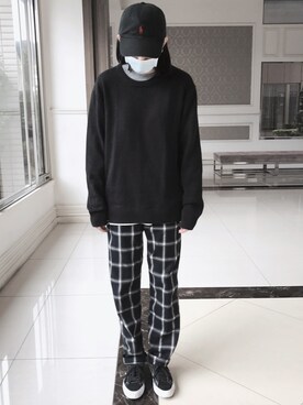 「NET（ネット）のアイテム（トップス、ブラック系）」を使った、潘小潁さん（レディース）の冬コーディネート