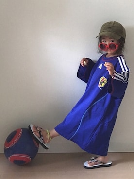 「サッカー」｜「アイテム（サンダル）」を使った、Neneneさん（キッズ・90cm）の夏コーディネート