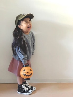 「キヤップ」｜「アイテム（その他）」を使った、Neneneさん（キッズ・90cm）の秋コーディネート