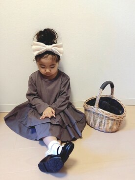 「ヘアバンド」｜「アイテム（チュニック）」を使った、Neneneさん（キッズ・100cm）の春コーディネート