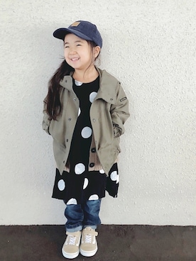 「オールドスクール」｜「アイテム（ミリタリージャケット）」を使った、Neneneさん（キッズ・100cm）の春コーディネート