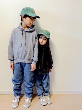 「キヤップ」｜「アイテム（その他）」を使った、Neneneさん（キッズ・100cm）の春コーディネート