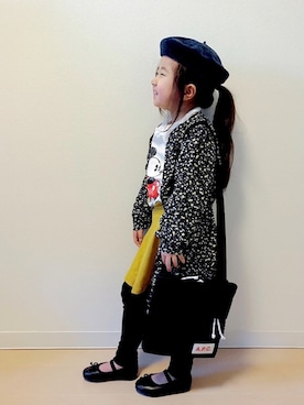 「羽織り」｜「アイテム（ハンチング/ベレー帽）」を使った、Neneneさん（キッズ・110cm）の春コーディネート