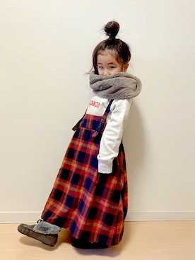 「pairmanon（ペアマノン）のアイテム（ジャンパースカート）」を使った、Neneneさん（キッズ・110cm）の冬コーディネート