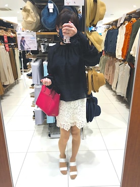 「& chouette（アンドシュエット）のアイテム（ハンドバッグ）」を使った、エリさん（レディース・178cm）の春コーディネート