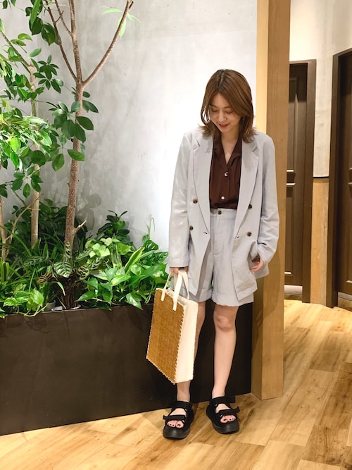 Rageblue レイジブルー のかごバッグを使った人気ファッションコーディネート Sciaky