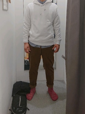 「アイテム（マウンテンパーカー、シルバー系）」を使った、ryukeyさん（メンズ・173cm）の冬コーディネート