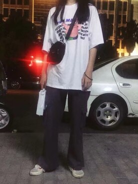 「VANS（バンズ）のアイテム（シューズ、ホワイト系）」を使った、3qHellooさん（レディース・172cm）の冬コーディネート