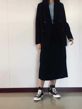 「CONVERSE（コンバース）のアイテム（シューズ、ブラック系）」を使った、3qHellooさん（レディース・172cm）の冬コーディネート