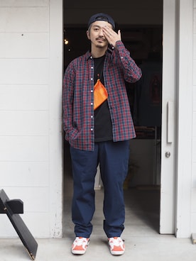 「FLAGSTUFF（フラグスタフ）のアイテム（トップス）」を使った、権藤裕輝さん（メンズ・170cm）の春コーディネート