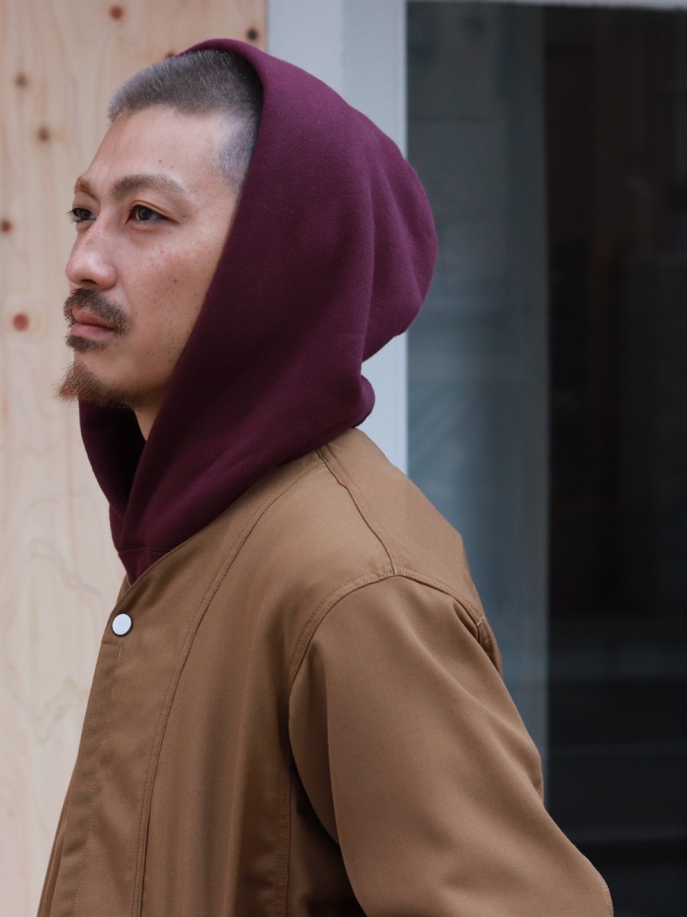 nonnative ブラウン ノーカラージャケット nonnativeのノーカラージャケットを使った人気ファッション