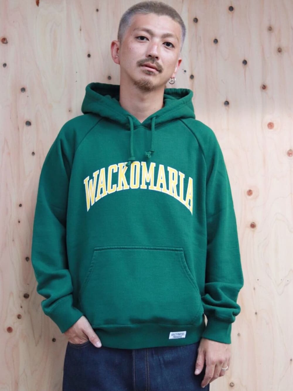 WACKO MARIAのパーカー（グリーン系）を使った人気ファッション