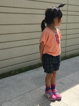 「ピンクスニーカー」｜kanchaさん（キッズ・110cm）の春コーディネート