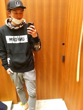 「UNDERCOVER（アンダーカバー）のアイテム（財布/小物）」を使った、Hideo  Kurokawaさん（メンズ・181cm）の冬コーディネート
