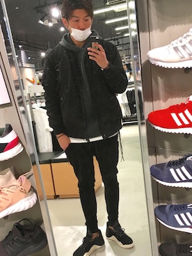 Hideo  Kurokawaさんのコーディネート