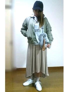 「ベロアスカート」｜「アイテム（MA-1）」を使った、shinoさん（レディース・150cm）の冬コーディネート