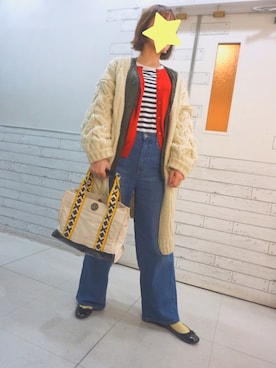 「UNIQLO（ユニクロ）のアイテム（デニムパンツ、ブルー系）」を使った、takeyanさん（レディース・160cm）の冬コーディネート