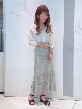 「透かし柄」｜「アイテム（スカート）」を使った、マジェスティックレゴンソラリアプラザ店スタッフさん（レディース・163cm）の夏コーディネート