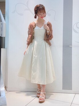 「MAJESTIC LEGON（マジェスティックレゴン）のキリカエレースタンク（タンクトップ）」を使った、マジェスティックレゴンソラリアプラザ店スタッフさん（レディース・163cm）の夏コーディネート