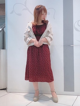 「レトロ」｜「アイテム（トレンチコート）」を使った、マジェスティックレゴンソラリアプラザ店スタッフさん（レディース・157cm）の秋コーディネート