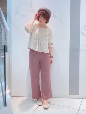 「プリーツ」｜「アイテム（ハンチング/ベレー帽）」を使った、マジェスティックレゴンソラリアプラザ店スタッフさん（レディース・160cm）の秋コーディネート