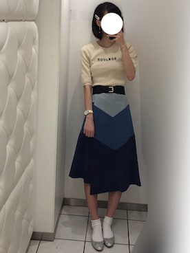 「ブルー x ホワイト」｜「アイテム（バレエシューズ）」を使った、なるさん（レディース・163cm）の秋コーディネート