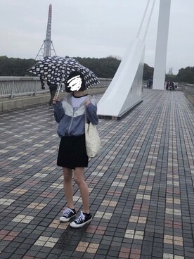 「チャックテイラー」｜「アイテム（ブルゾン）」を使った、なるさん（レディース・163cm）の春コーディネート