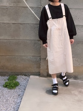 「スポサン」｜「アイテム（ジャンパースカート）」を使った、なるさん（レディース・163cm）の春コーディネート