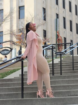 Ashley Monayさんのコーディネート