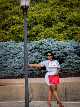 Ashley Monayさんのコーディネート