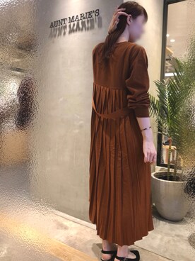 「アイテム（アナログ腕時計）」を使った、Fumi⑅︎◡̈︎さん（レディース・166cm）の秋コーディネート