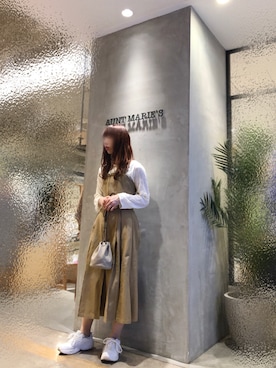 「アイテム（ジャンパースカート）」を使った、Fumi⑅︎◡̈︎さん（レディース・166cm）の春コーディネート