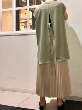 「Aunt Marie's（アントマリーズ）のAUNT MARIE'S ハーフスリーブバックスリットシャツ（シャツ/ブラウス）」を使った、Fumi⑅︎◡̈︎さん（レディース・166cm）の夏コーディネート