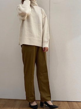 「アントマリーズ」｜「アイテム（スラックス）」を使った、Fumi⑅︎◡̈︎さん（レディース・166cm）の秋コーディネート