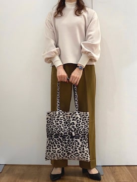 「アントマリーズ」｜「アイテム（スウェット）」を使った、Fumi⑅︎◡̈︎さん（レディース・166cm）の秋コーディネート