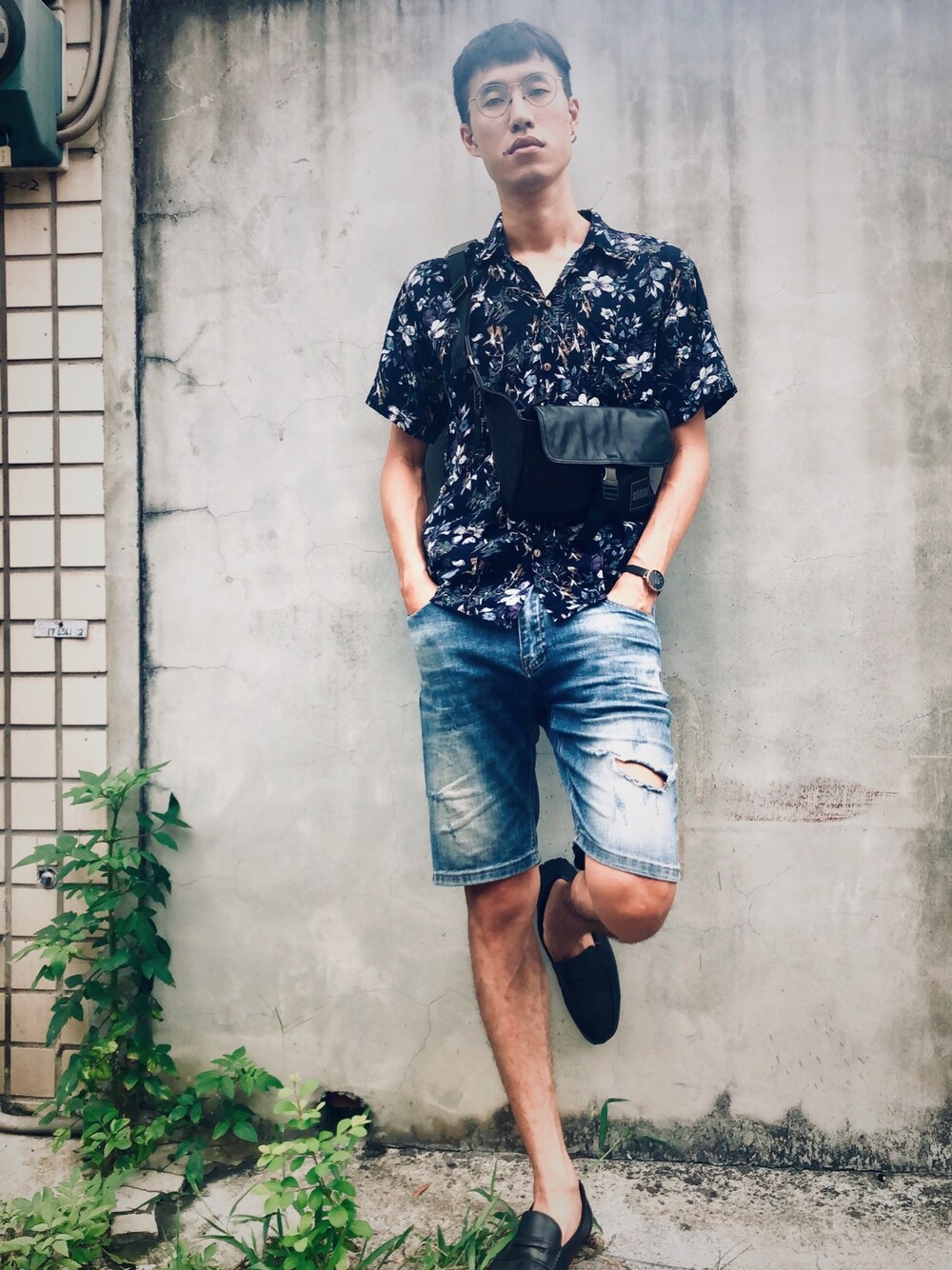 「COACHのアイテム（バッグ、ブラック系）」を使った、ilichuさん（メンズ・185cm）の秋コーディネートの1枚目の写真