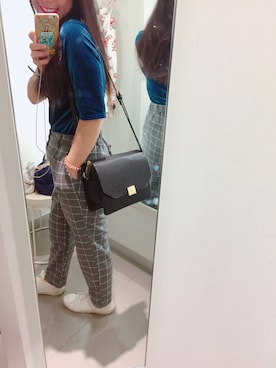「PULL&BEAR（プルアンドベア）のアイテム（メッセンジャーバッグ）」を使った、jac wahtinさん（レディース・151cm）の秋コーディネート