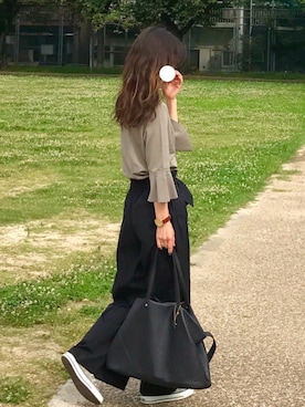 「ビッグトート」｜「アイテム（アナログ腕時計）」を使った、しずさん（レディース・156cm）の夏コーディネート