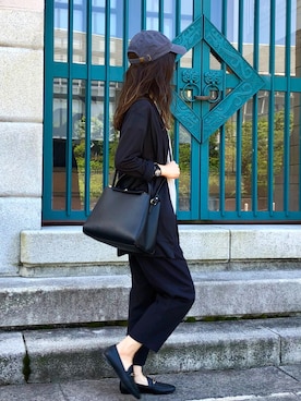 「CHARLES & KEITH（チャールズ & キース）のメタルディテールペニーローファー / METALLIC DETAIL PENNY LOAFERS（ローファー）」を使った、しずさん（レディース・156cm）の夏コーディネート