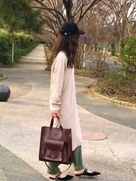 「CHARLES & KEITH（チャールズ & キース）のアイテム（スリッポン）」を使った、しずさん（レディース・156cm）の春コーディネート